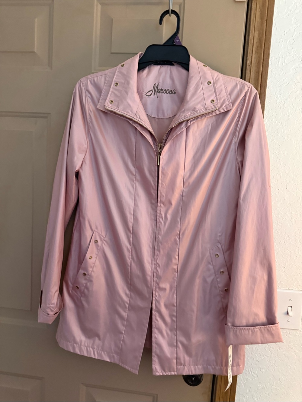 Women's Light Pink Zip-Front Rain Jacket